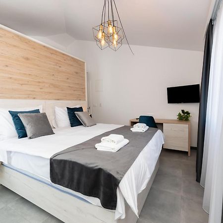 Kapov'S Rooms Kaštela 外观 照片