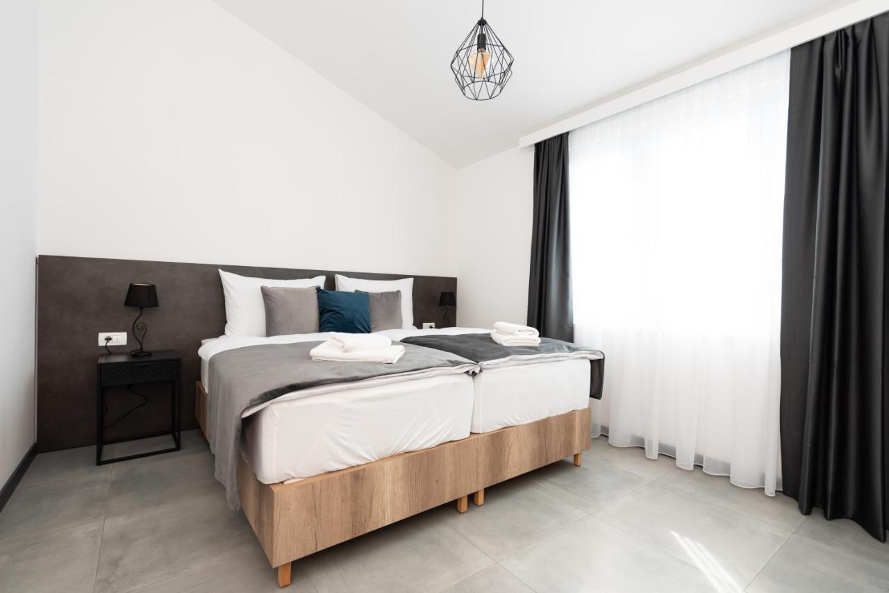 Kapov'S Rooms Kaštela 外观 照片