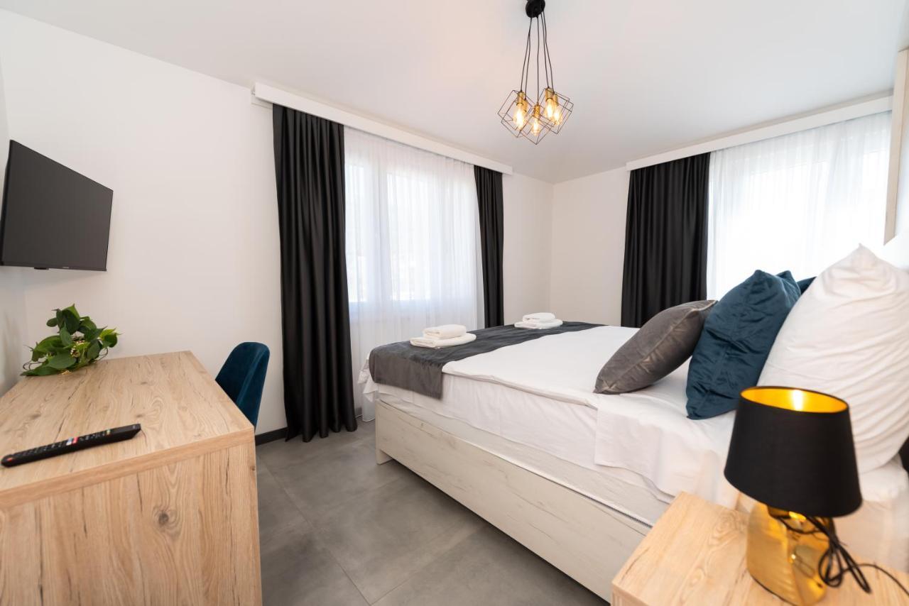 Kapov'S Rooms Kaštela 外观 照片