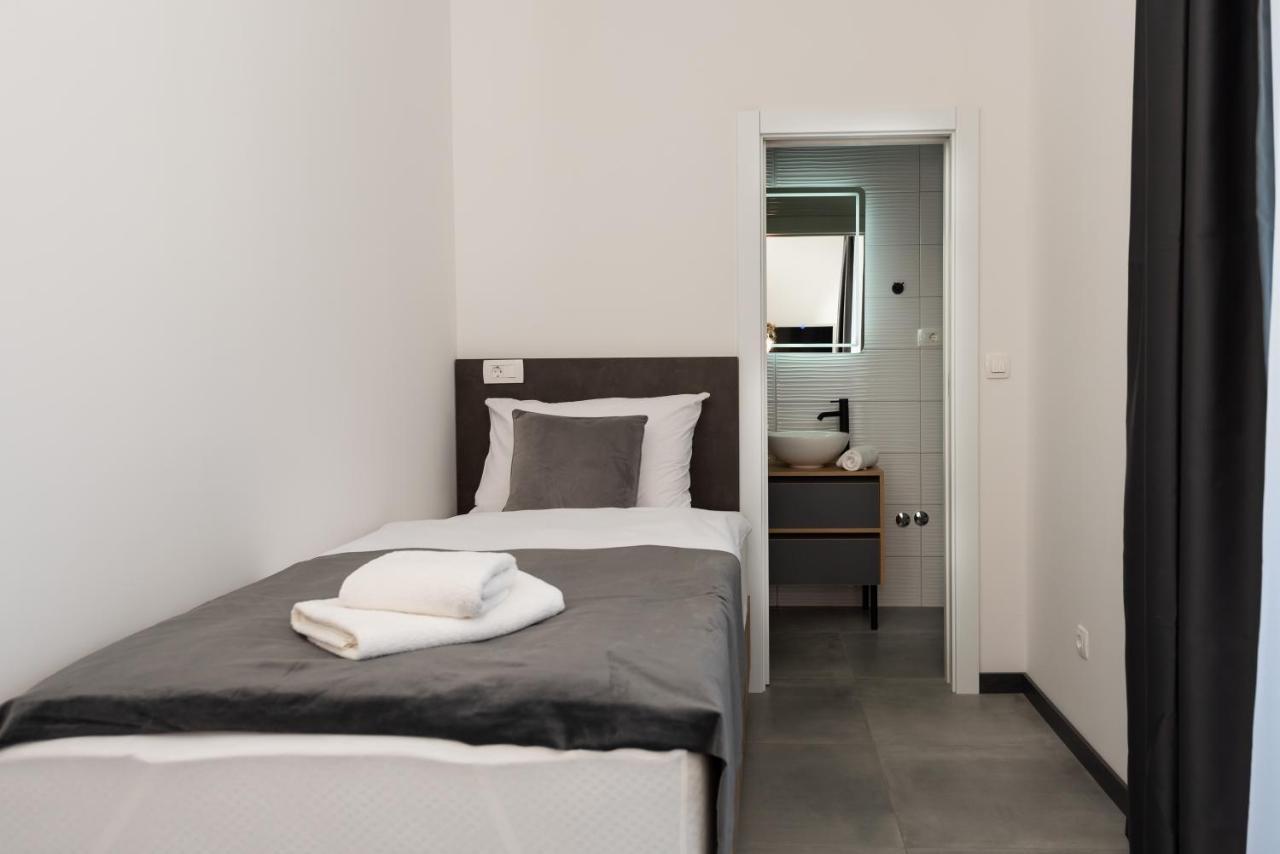 Kapov'S Rooms Kaštela 外观 照片